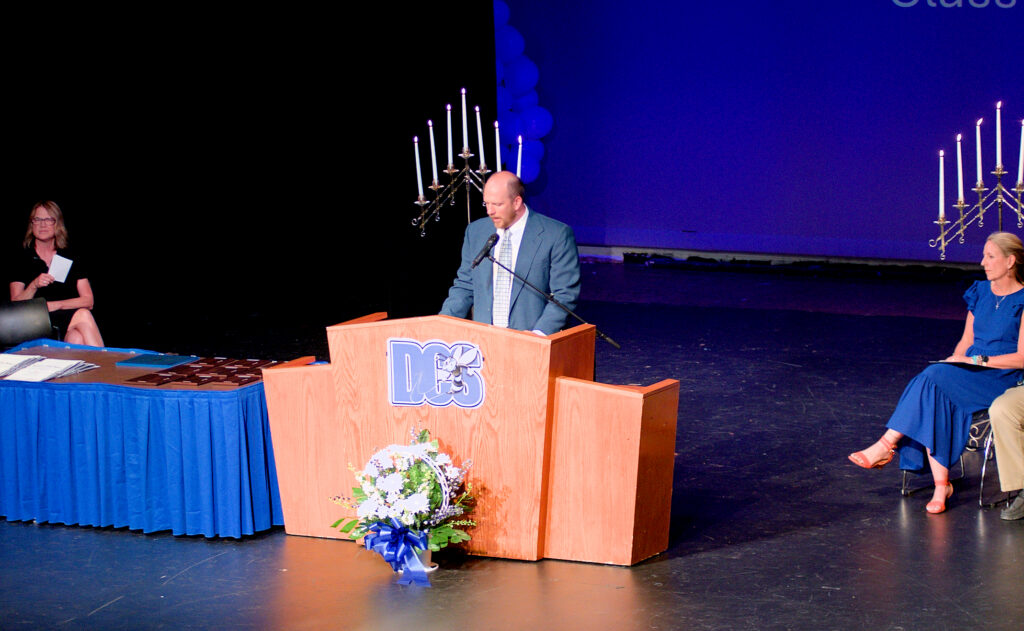 Dayton City School Holds 8th Grade Graduation for 2025