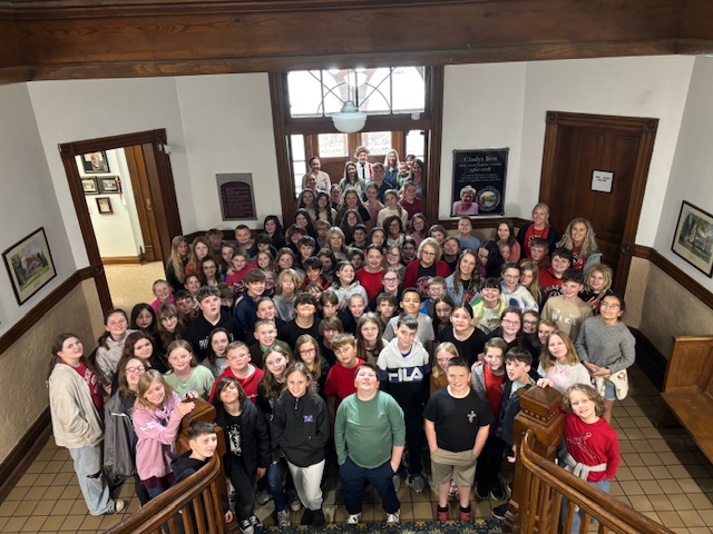 Elementary Students Visit Dayton Courthouse To Learn About 1925 Scopes Trial